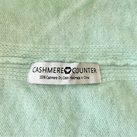 100% Cashmere Mint Green Women's Poncho - Picture 4 of 4